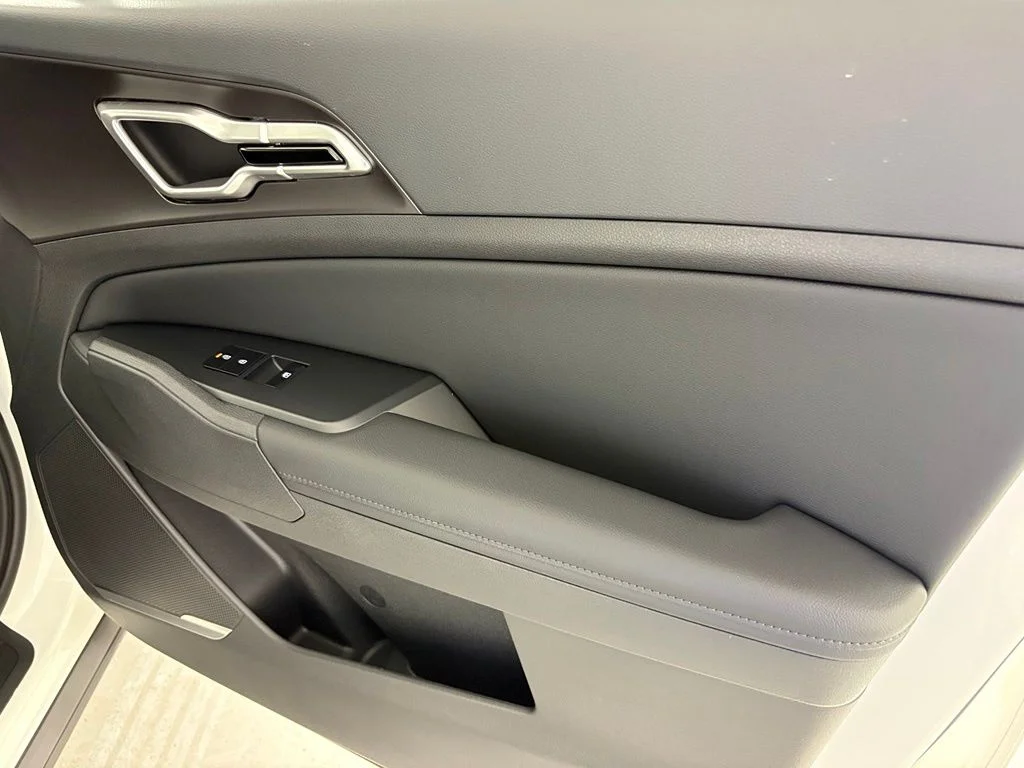 New 2027  Kia EX image 43