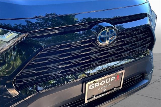 Certified Used 2023 MIDNIGHT BLACK METAL Toyota  image 28