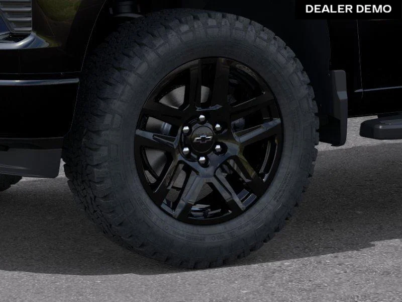 Used 2026  Chevrolet RST image 9
