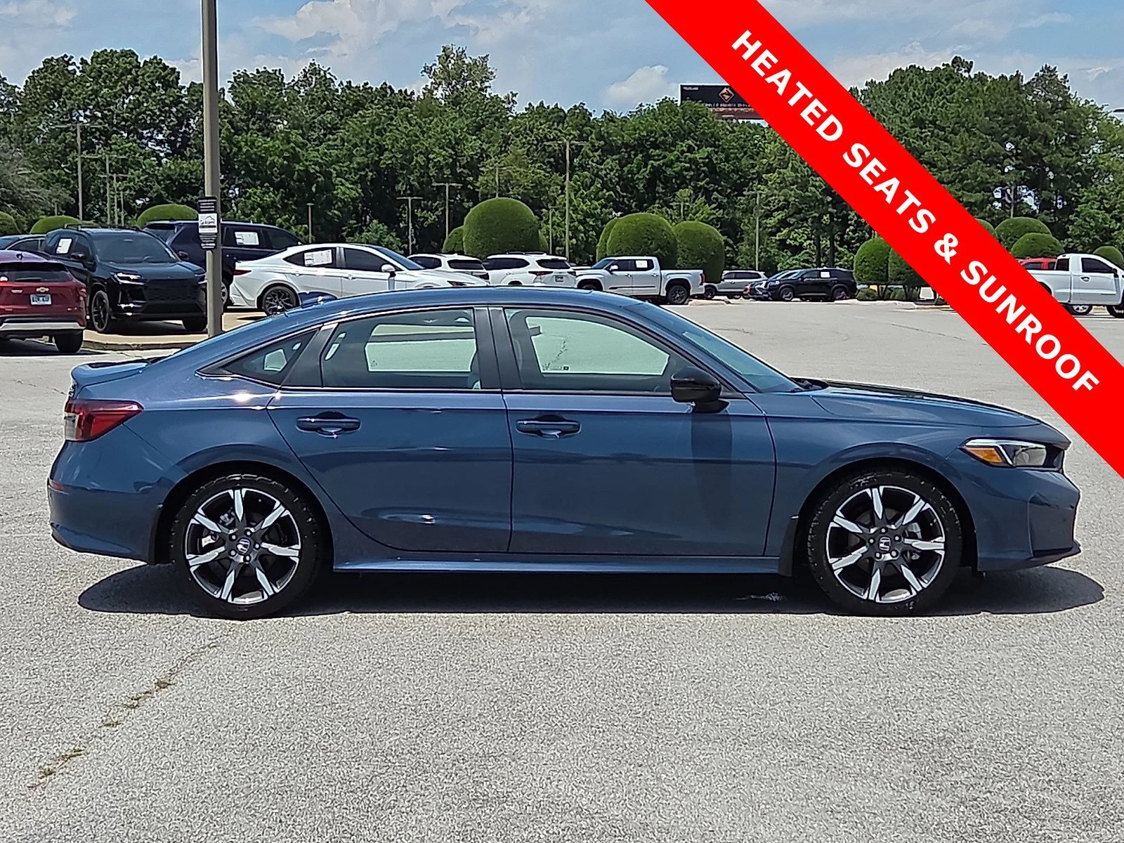 Used 2025 Blue Lagoon Pearl Honda Sport Touring image 6