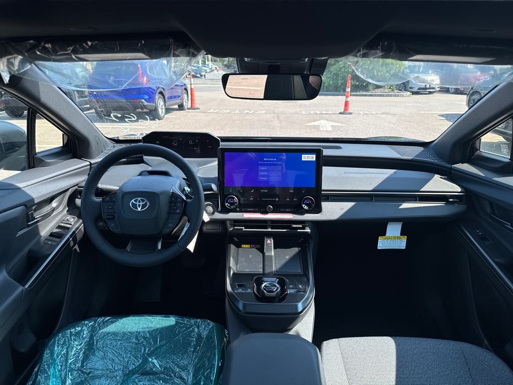 2026 Toyota bZ XLE - Photo 10