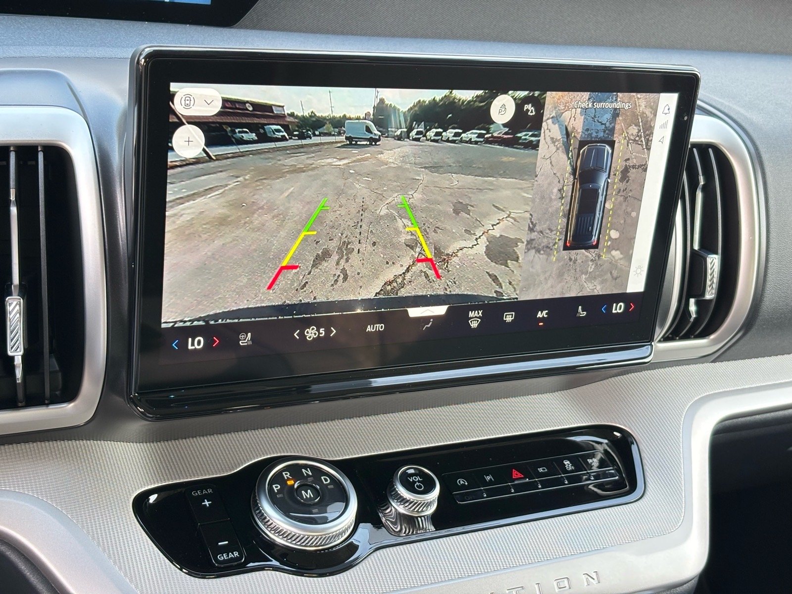 New 2027 Dark Matter Gray Metallic Ford MAX Active image 17