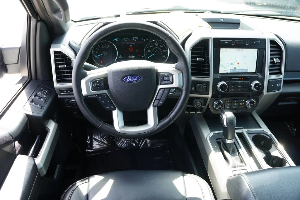 Certified Used 2020 Oxford White Ford Lariat image 21