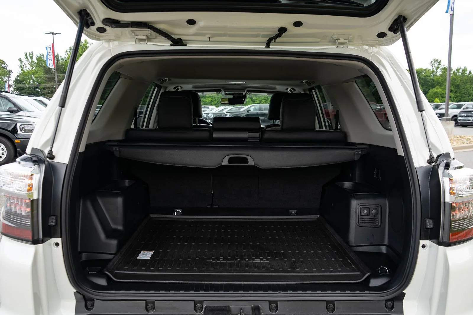 Used 2023 White Toyota Limited image 9