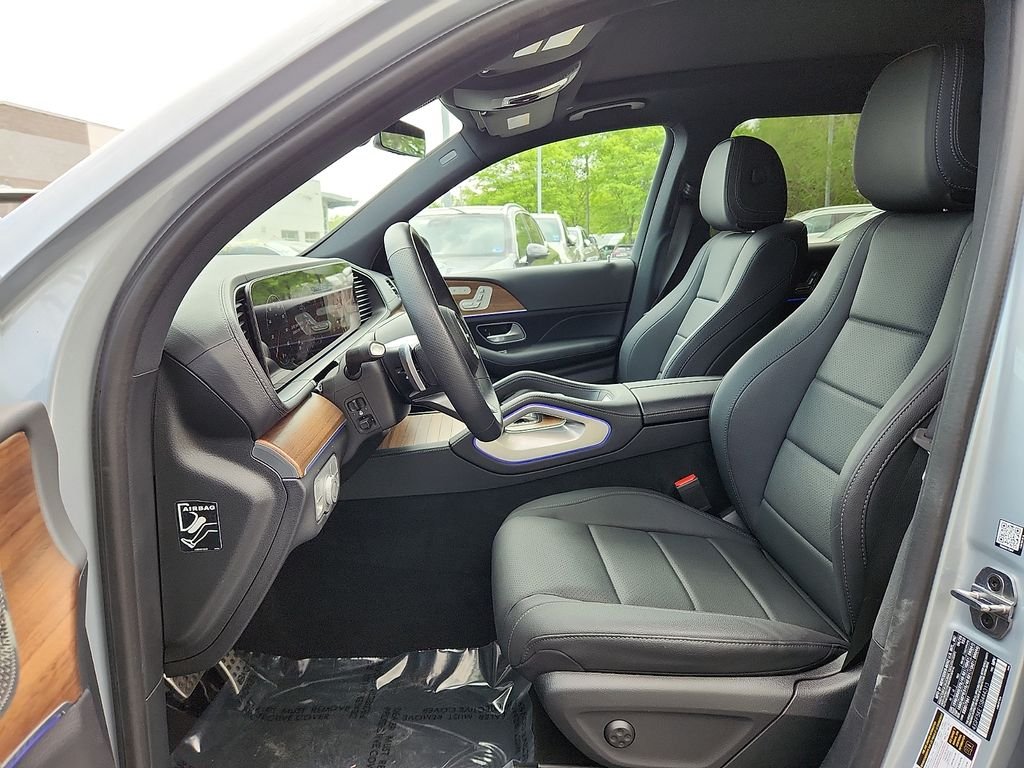 Certified Used 2025 Cirrus Silver Metallic Mercedes-Benz GLS 450 image 15