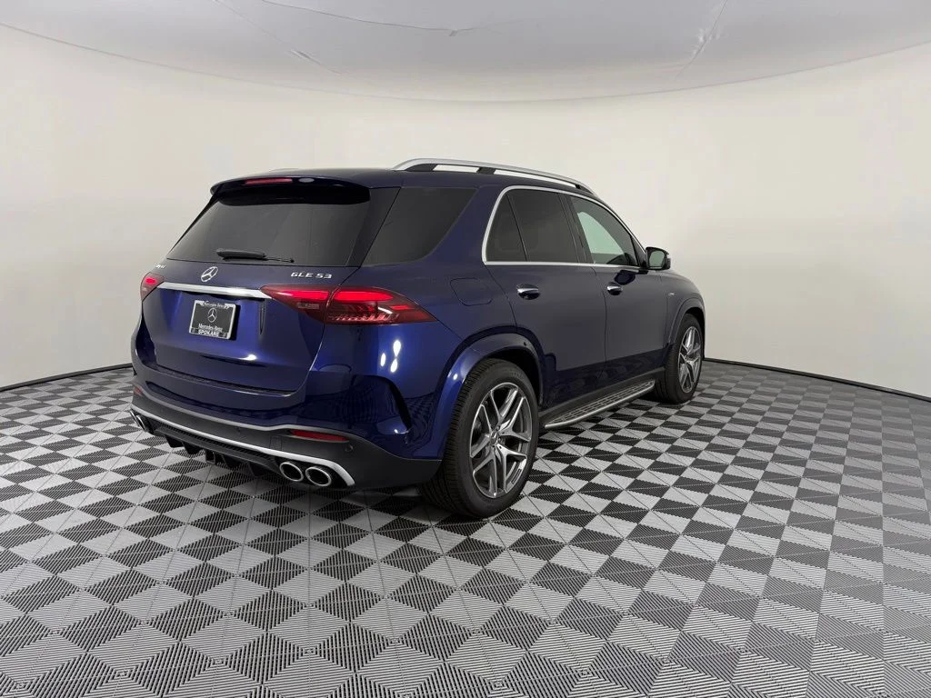 2025 Mercedes-Benz GLE AMG GLE 53 - Photo 8