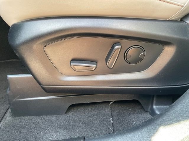 New 2026 Agate Black Metallic Ford Active image 13