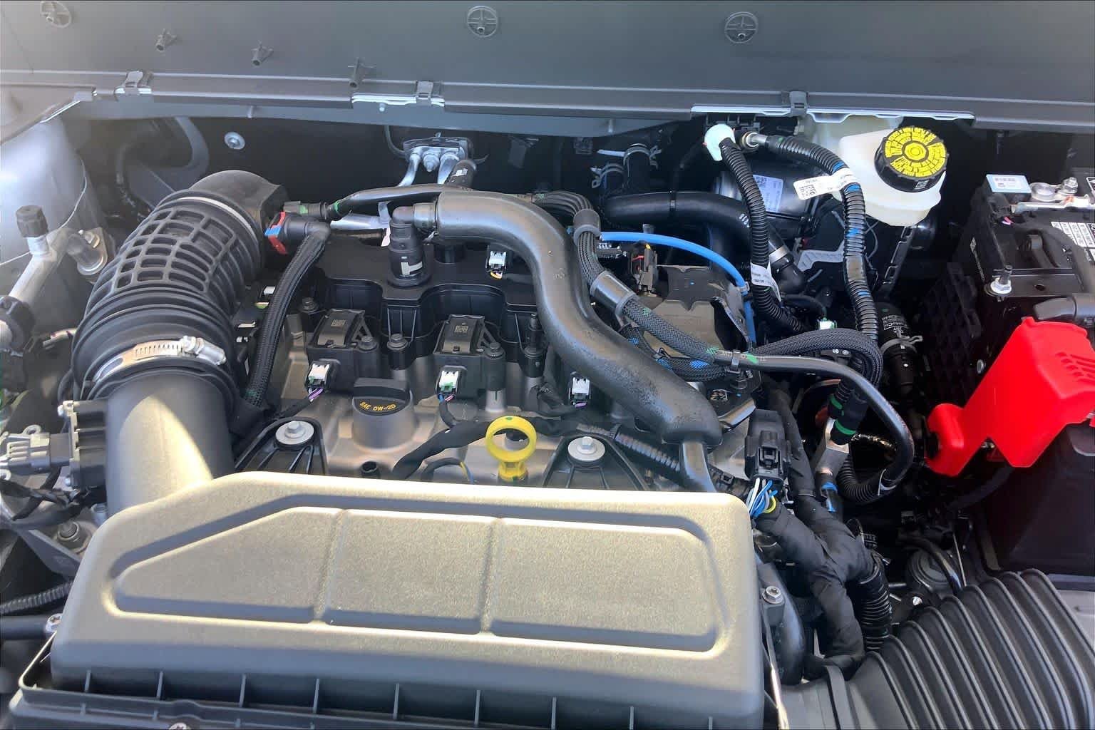 New 2026 Space White Metallic Ford Outer Banks® image 16