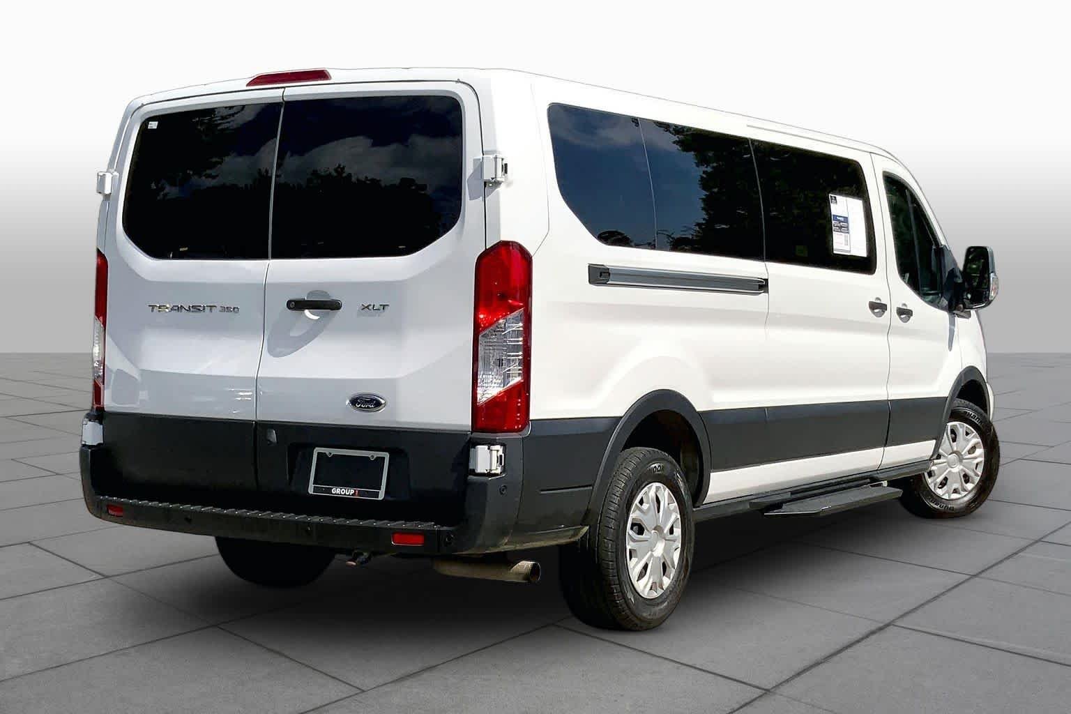 Used 2022 Oxford White Ford XLT image 13