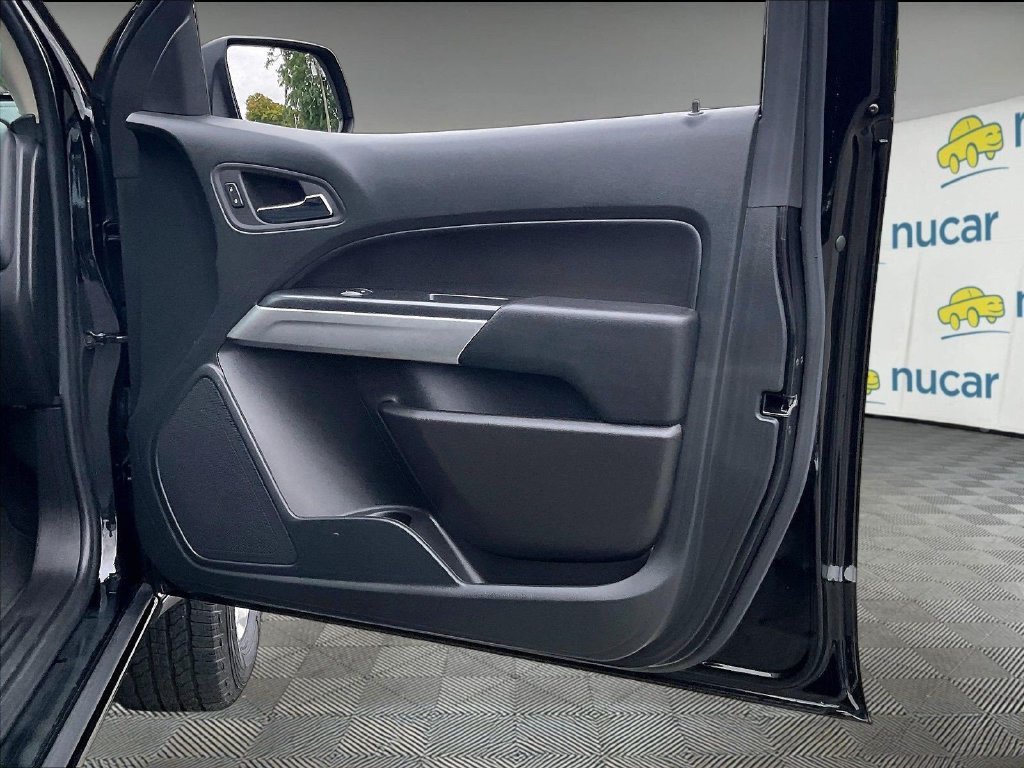 Used 2022 Black Chevrolet LT image 12