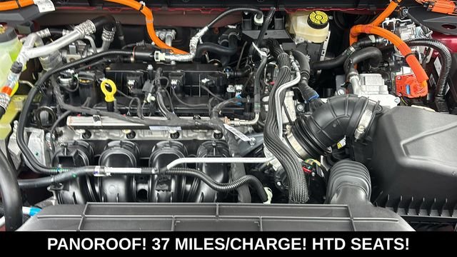 New 2026 Rapid Red Metallic Tinted Clearcoat Ford Plug-In PHEV image 33