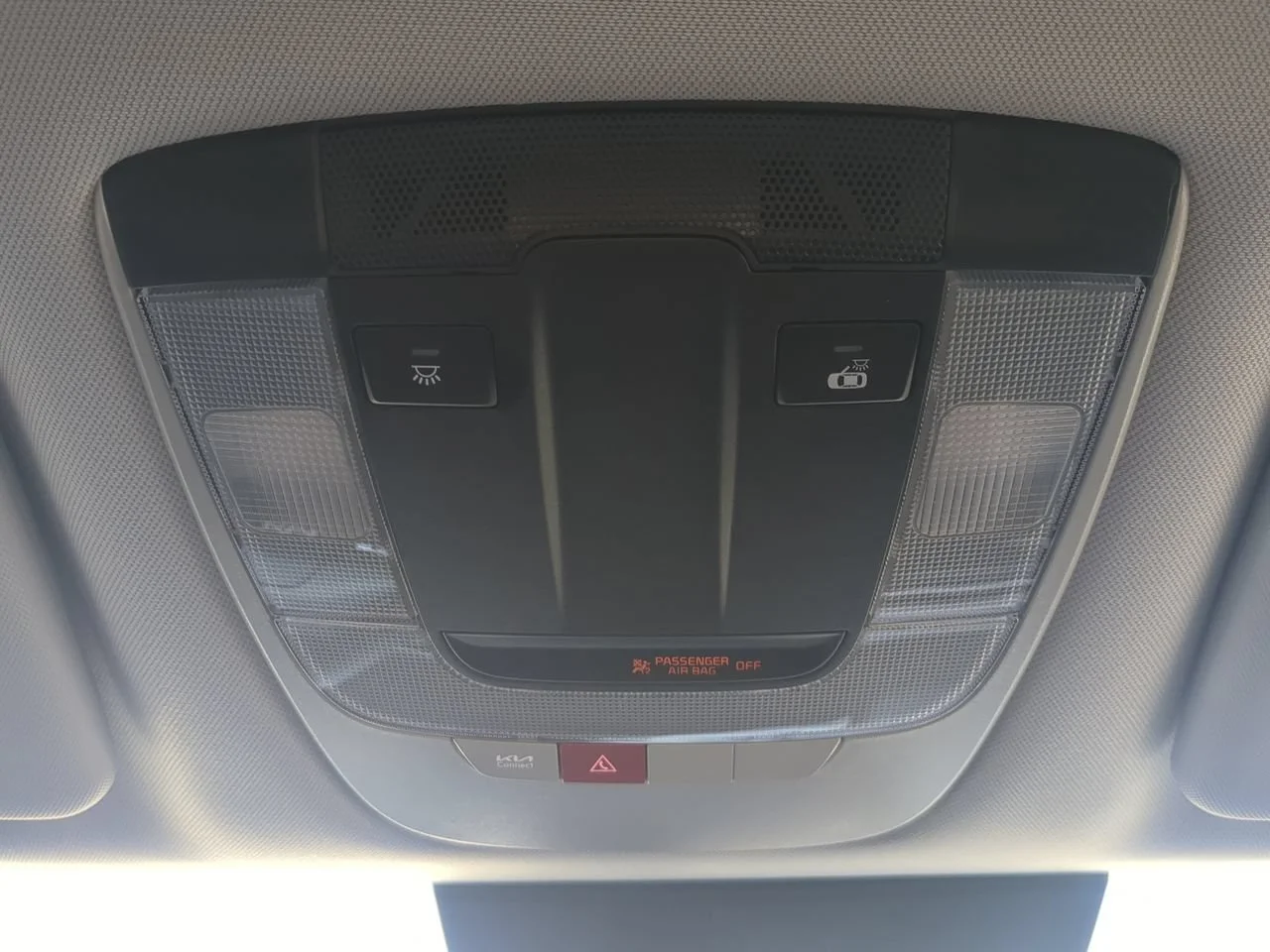 New 2027 Fusion Black Kia S image 22