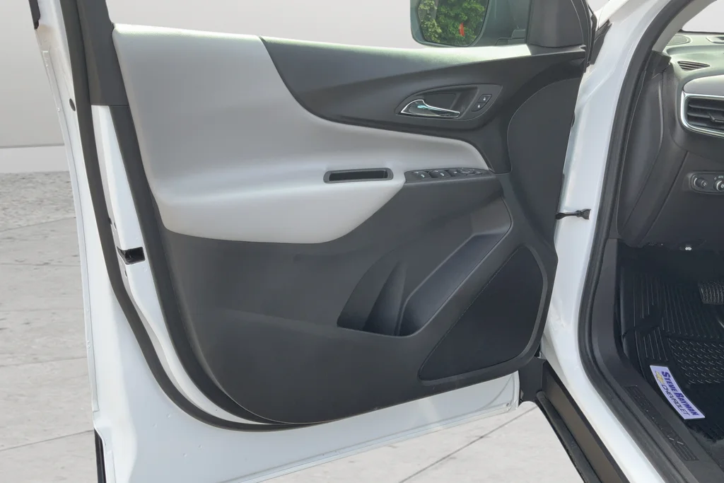 Used 2024 White Chevrolet LS image 11