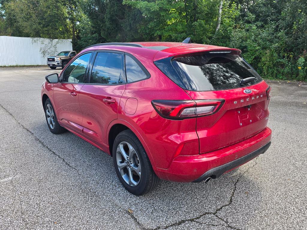 Used 2024 Red Metallic Ford ST-Line image 5