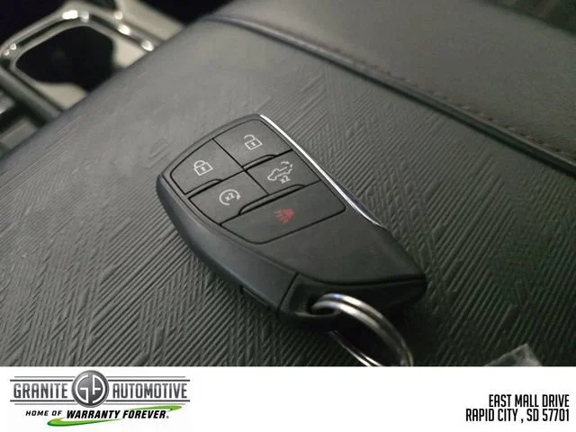 Used 2025 Onyx Black GMC AT4X image 30