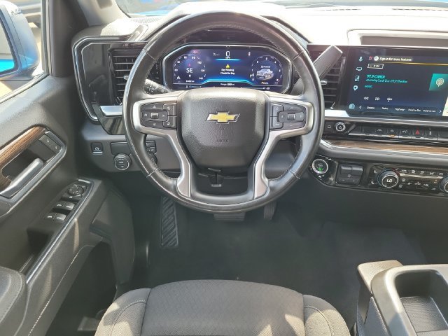 2025 Chevrolet Silverado 1500 LT - Photo 17