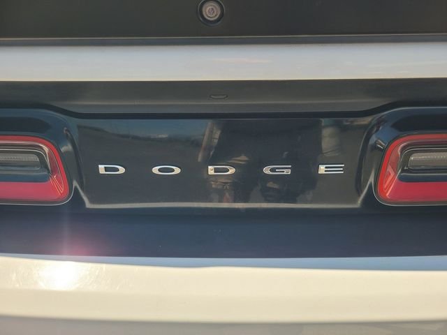 Used 2016 White Dodge R/T image 10