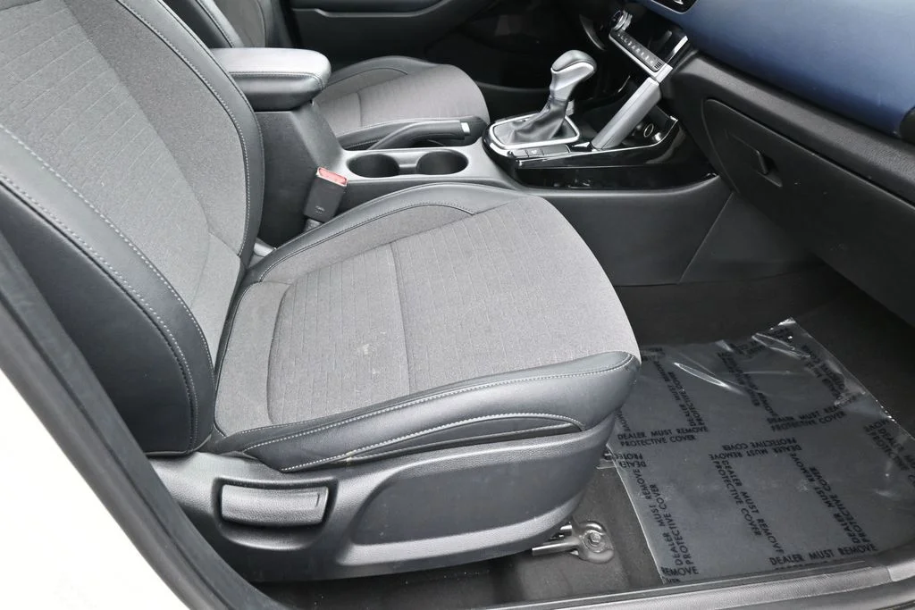 Used 2023 Clear White/Black Roof Kia S image 38