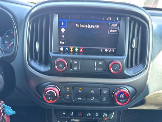 Used 2022 Red Chevrolet Z71 image 13