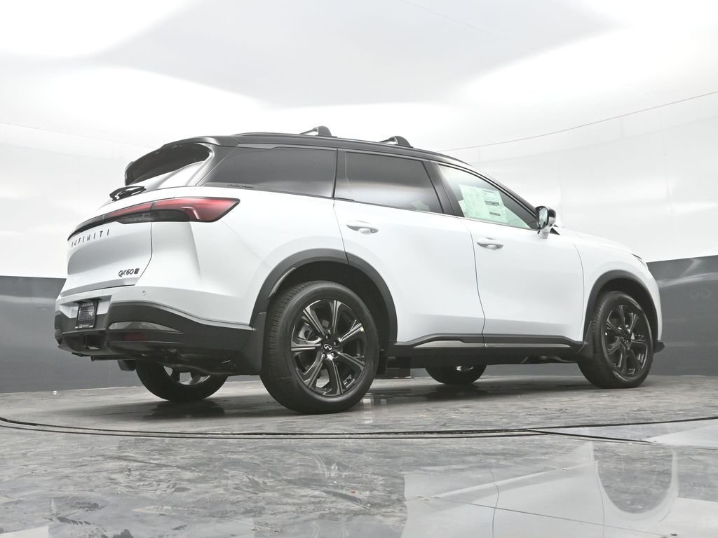 New 2027 2T RAD WHT INFINITI Autograph AWD image 37