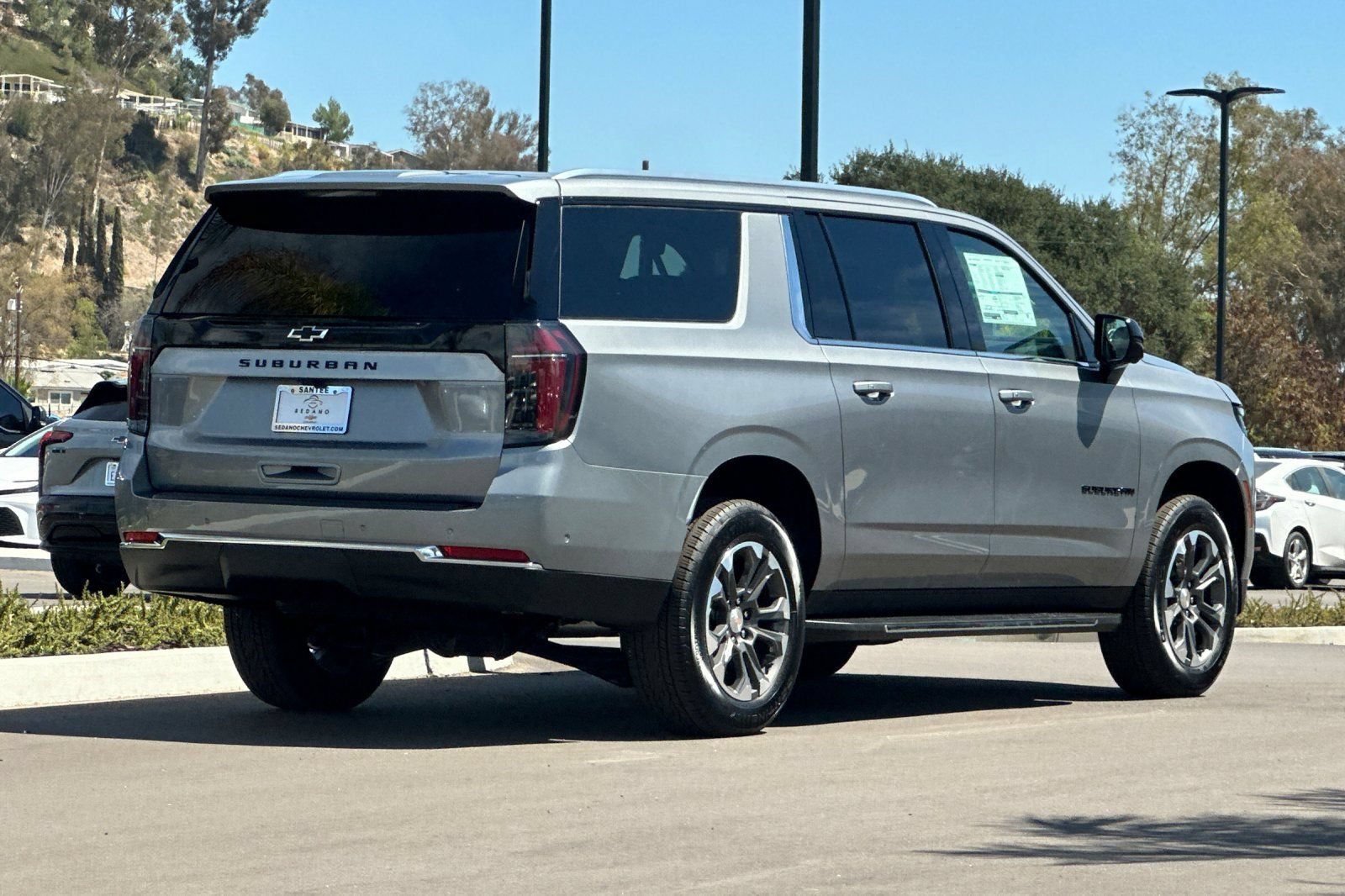 2026 Chevrolet Suburban LS - Photo 4