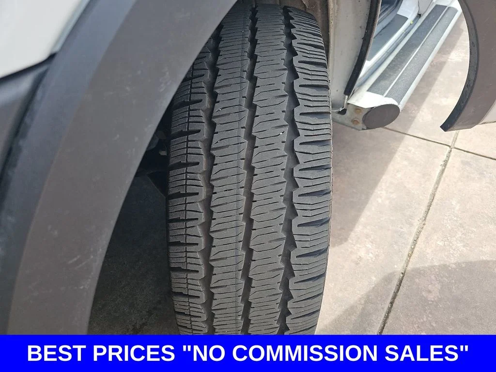 Used 2025 White Ford Base image 33