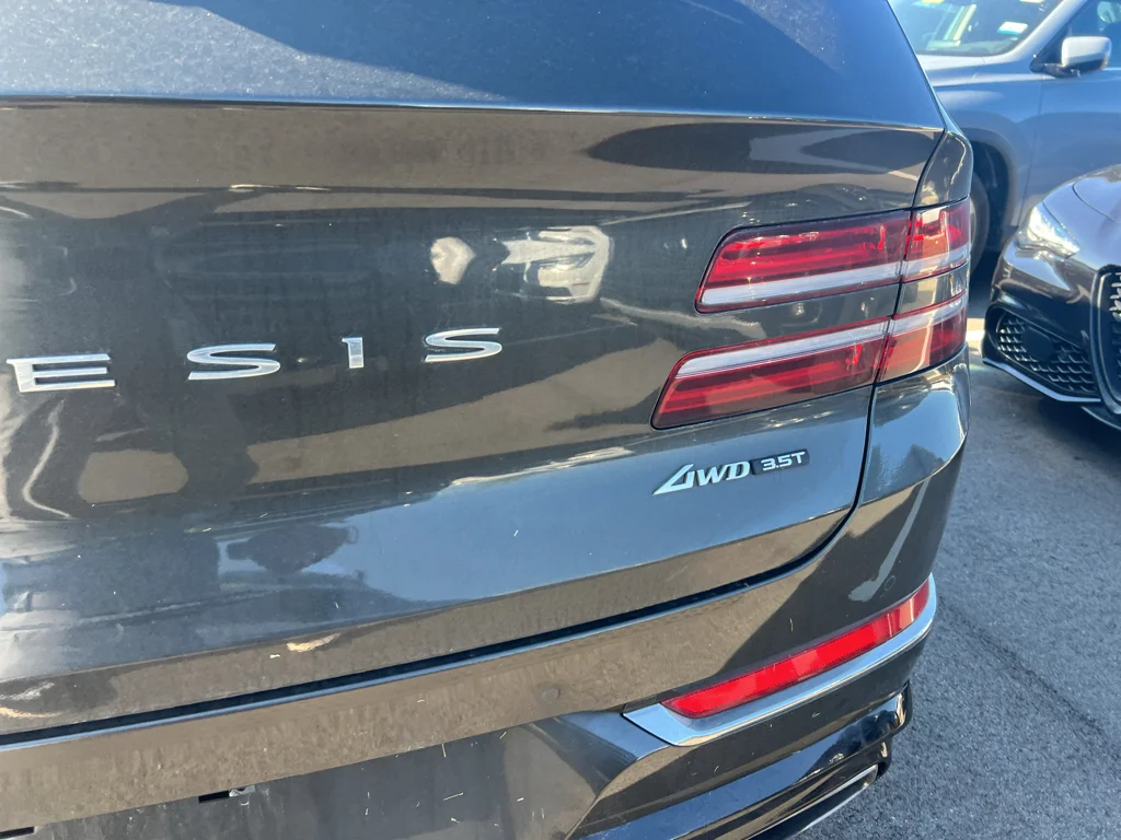 Used 2024 Makalu Gray Genesis 3.5T (A8) image 19