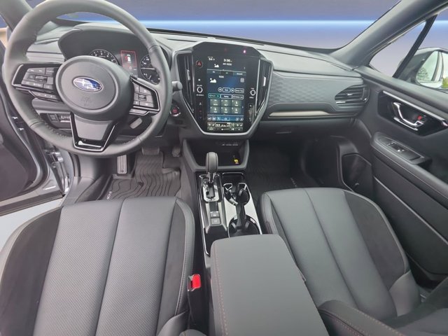 New 2026 ICE SILVER METALLIC Subaru Touring image 12