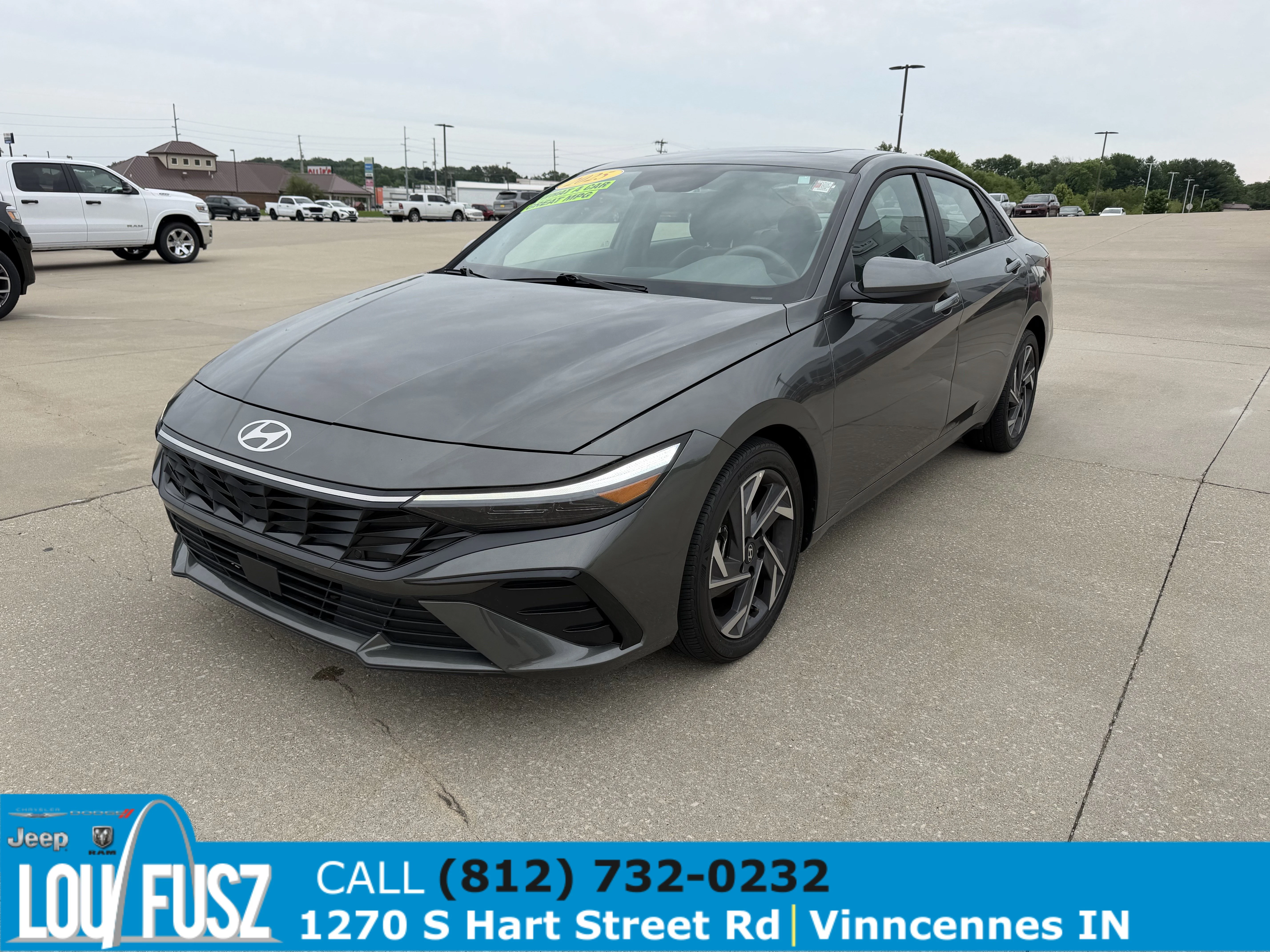 Used 2025 Amazon Gray Hyundai SEL Convenience image 3