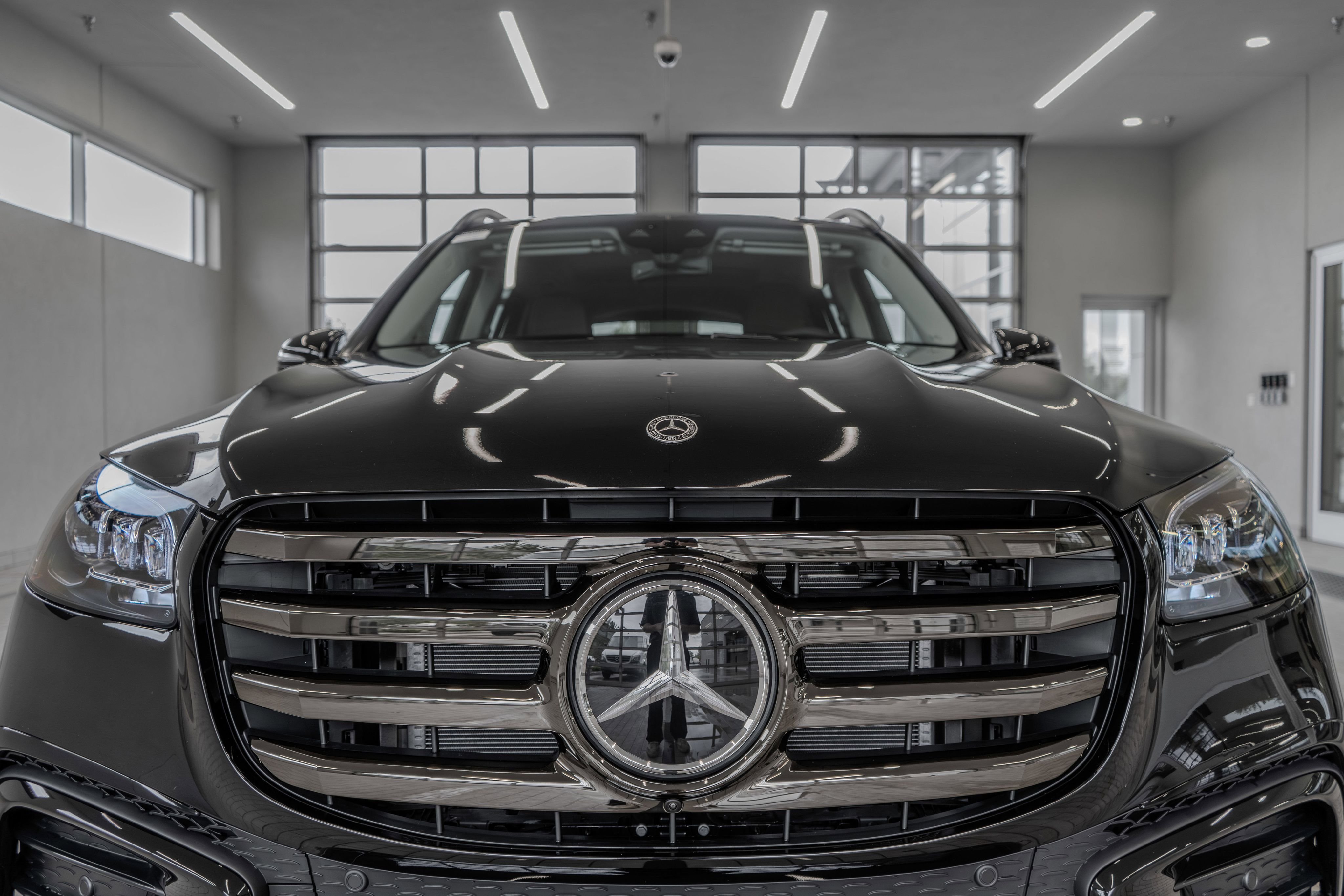 New 2026 Obsidian Black Metallic Mercedes-Benz GLS 450 image 23