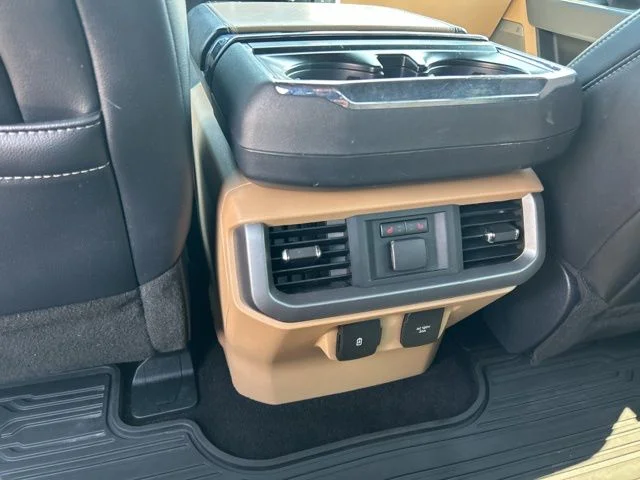 Used 2021 White Metallic Ford Lariat image 20
