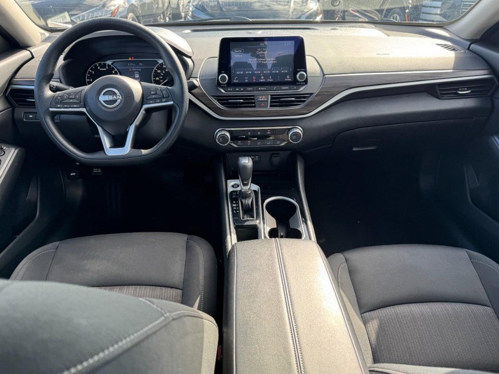 Used 2024 Gray Nissan 2.5 SV image 11