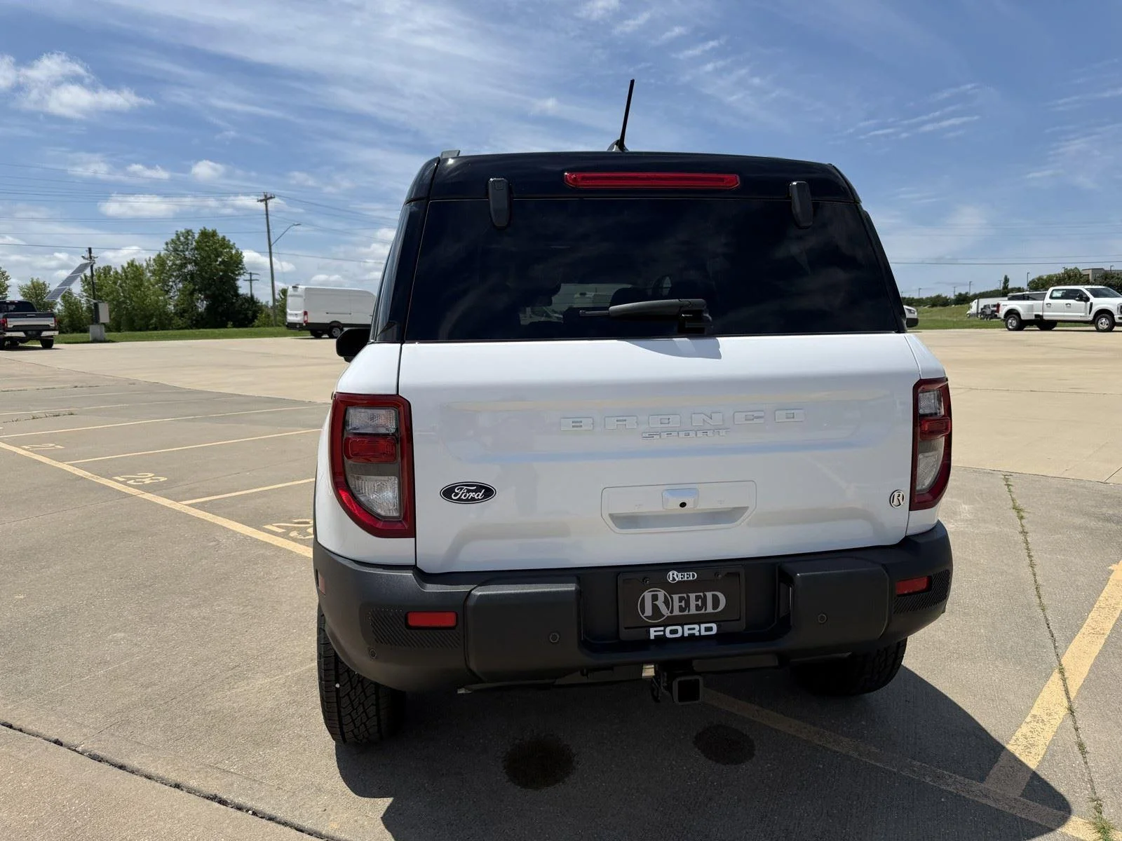 New 2026 Oxford White Ford Badlands® image 8