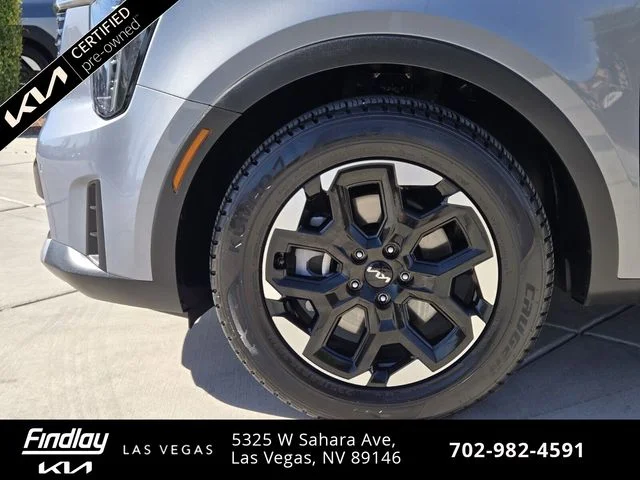 Certified Used 2025 Silver Kia S image 10