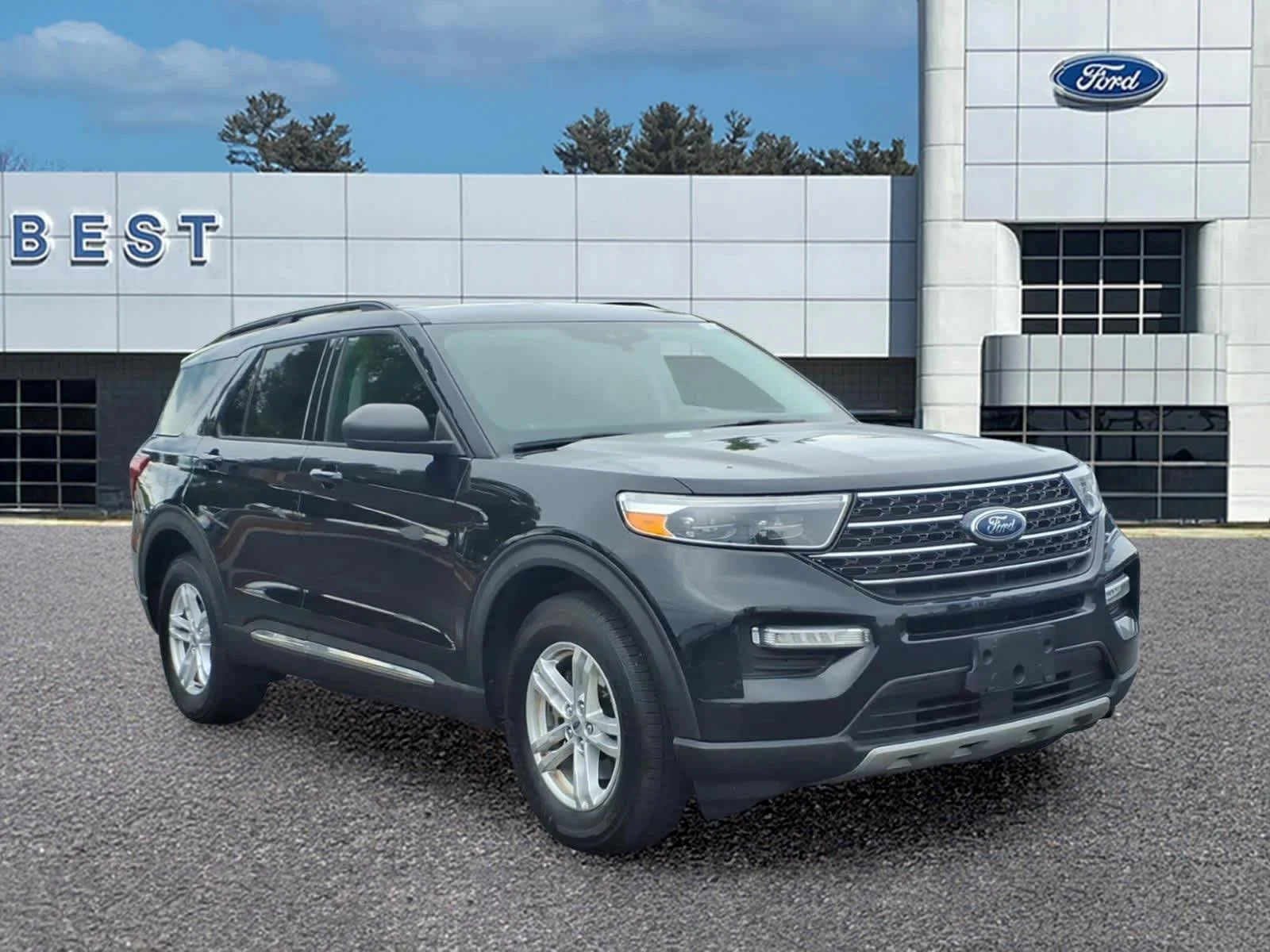 Used 2020 Agate Black Metallic Ford XLT image 11