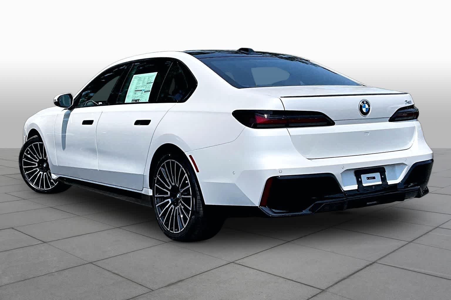 New 2026 Mineral White Metallic BMW 740i image 12