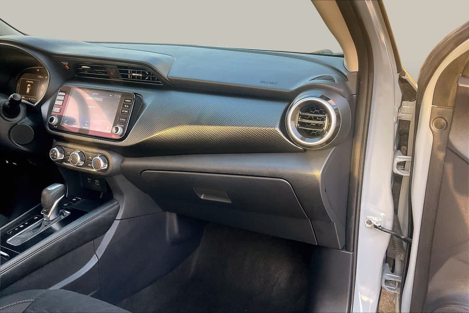 Used 2024 Gray/Super Black Nissan SV image 18