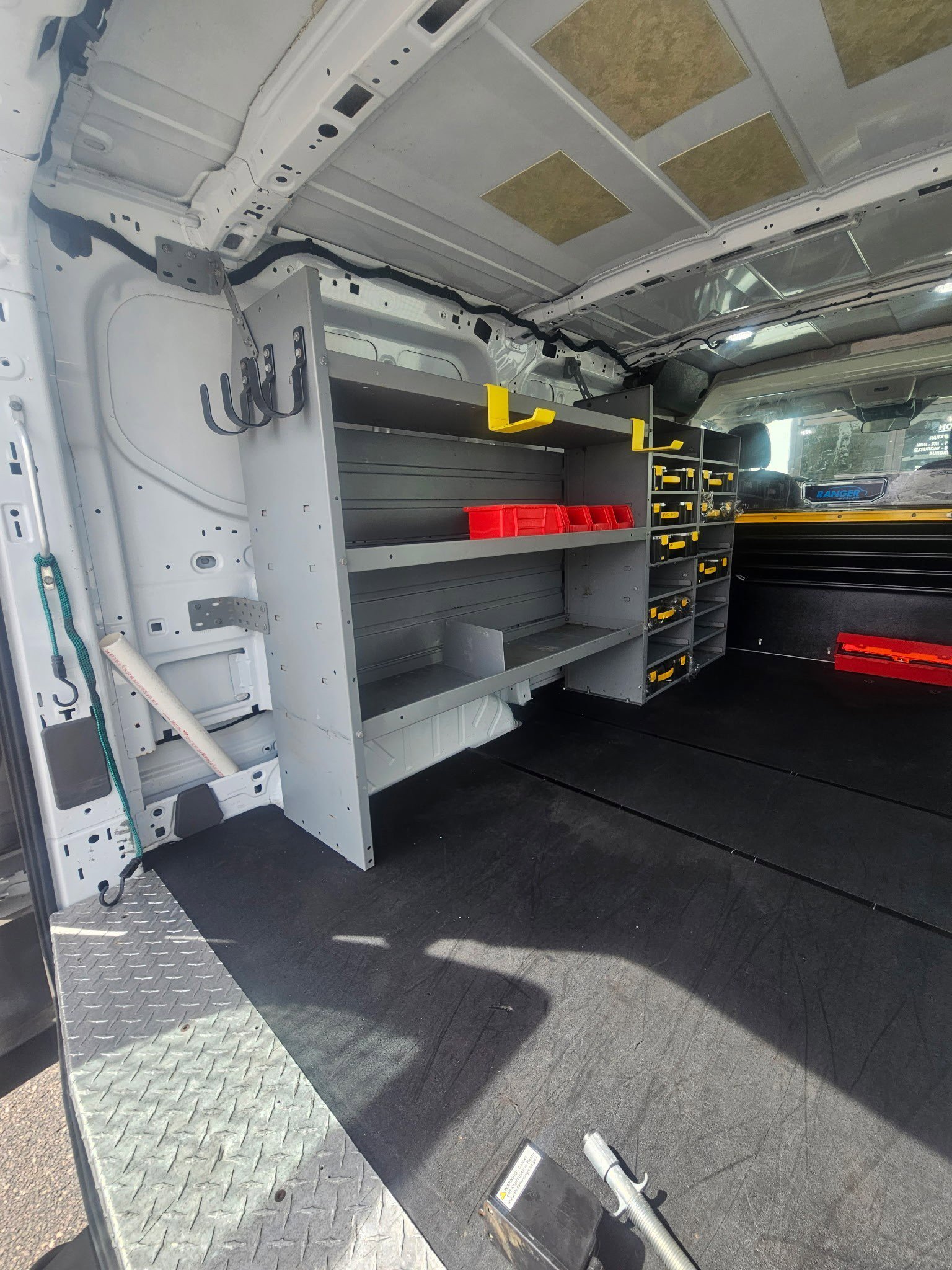 2022 Ford Transit Van Base - Photo 10