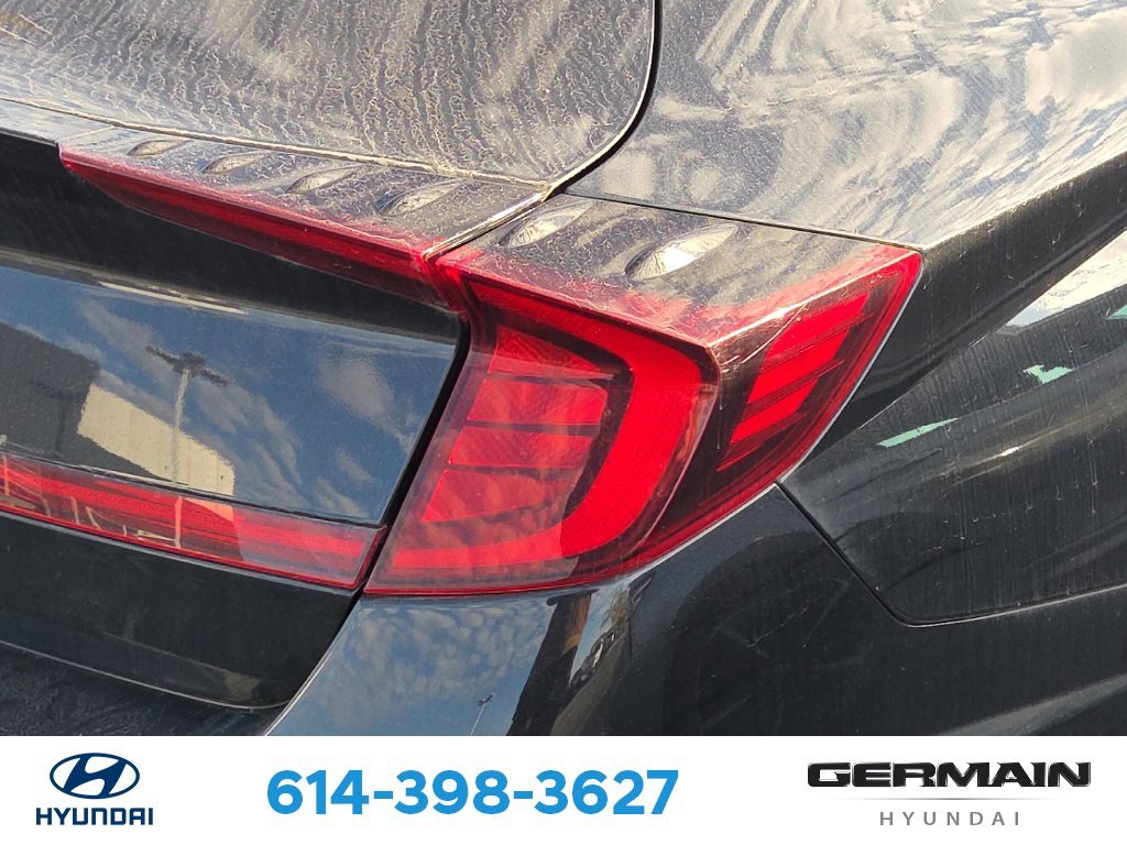 Used 2020 Black Hyundai SEL image 10