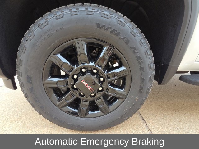 2026 GMC Sierra 2500HD AT4 - Photo 11