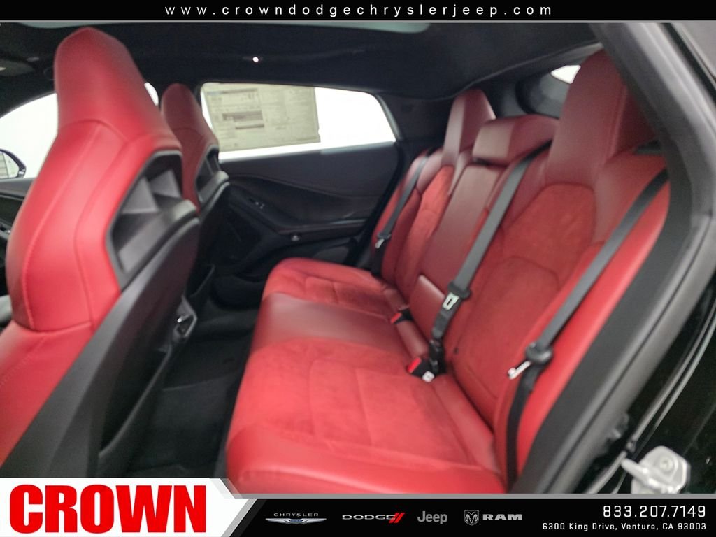 New 2026 Diamond Black Crystal Pearlcoat Dodge R/T Scat Pack image 12