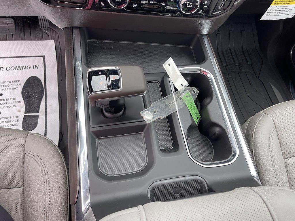 2026 GMC Sierra 1500 SLT - Photo 26