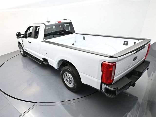 New 2026 Oxford White Ford F-350® XL image 22