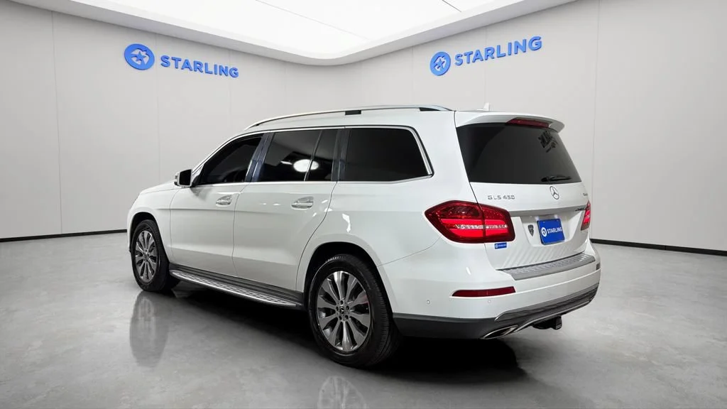 Used 2019 Red Mercedes-Benz 4MATIC® image 5
