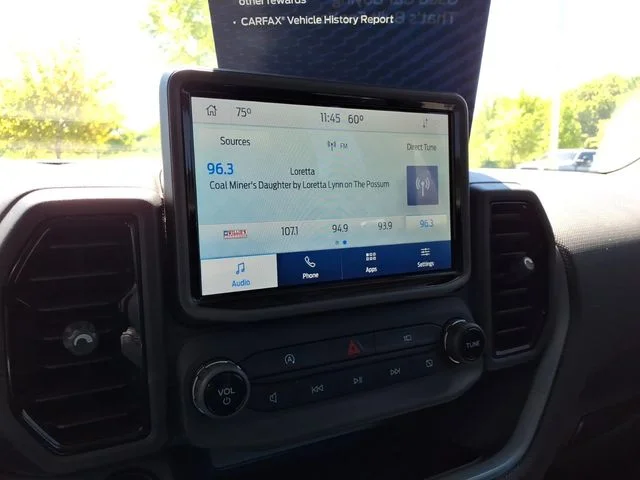 Used 2022 Gray Ford Badlands image 24