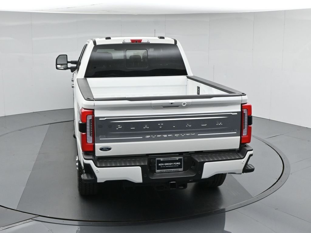 New 2026 Star White Metallic Tri-Coat Ford Platinum image 40