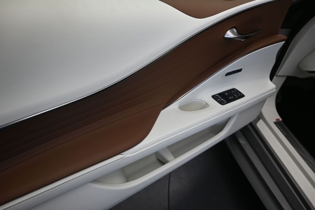New 2026 WIND Lexus LC 500 CONVERTIBLE image 11