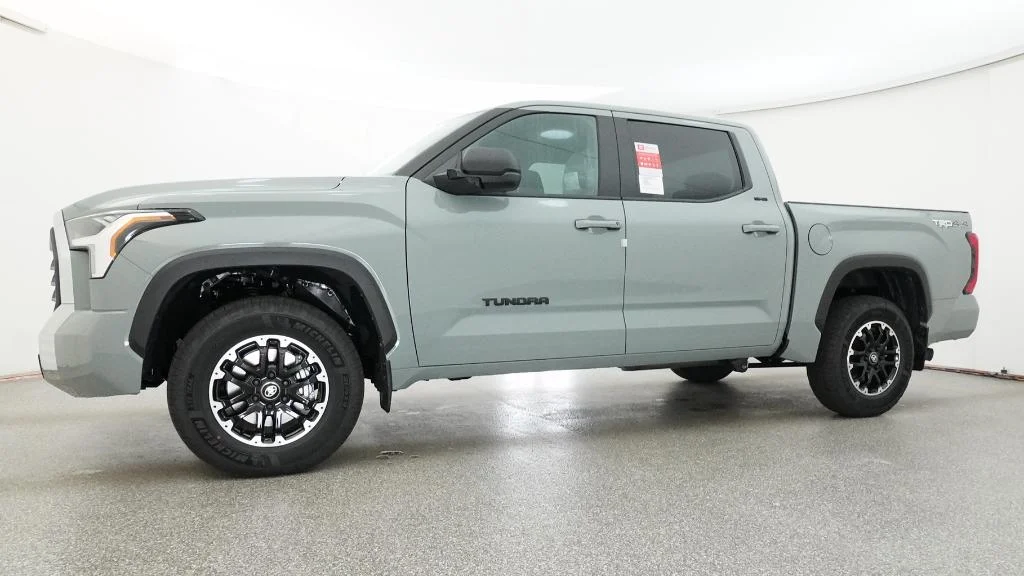 New 2026 Lunar Rock Toyota SR5 image 15