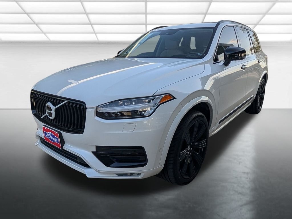 Used 2022 White Volvo T6 Inscription 6 Passenger image 29