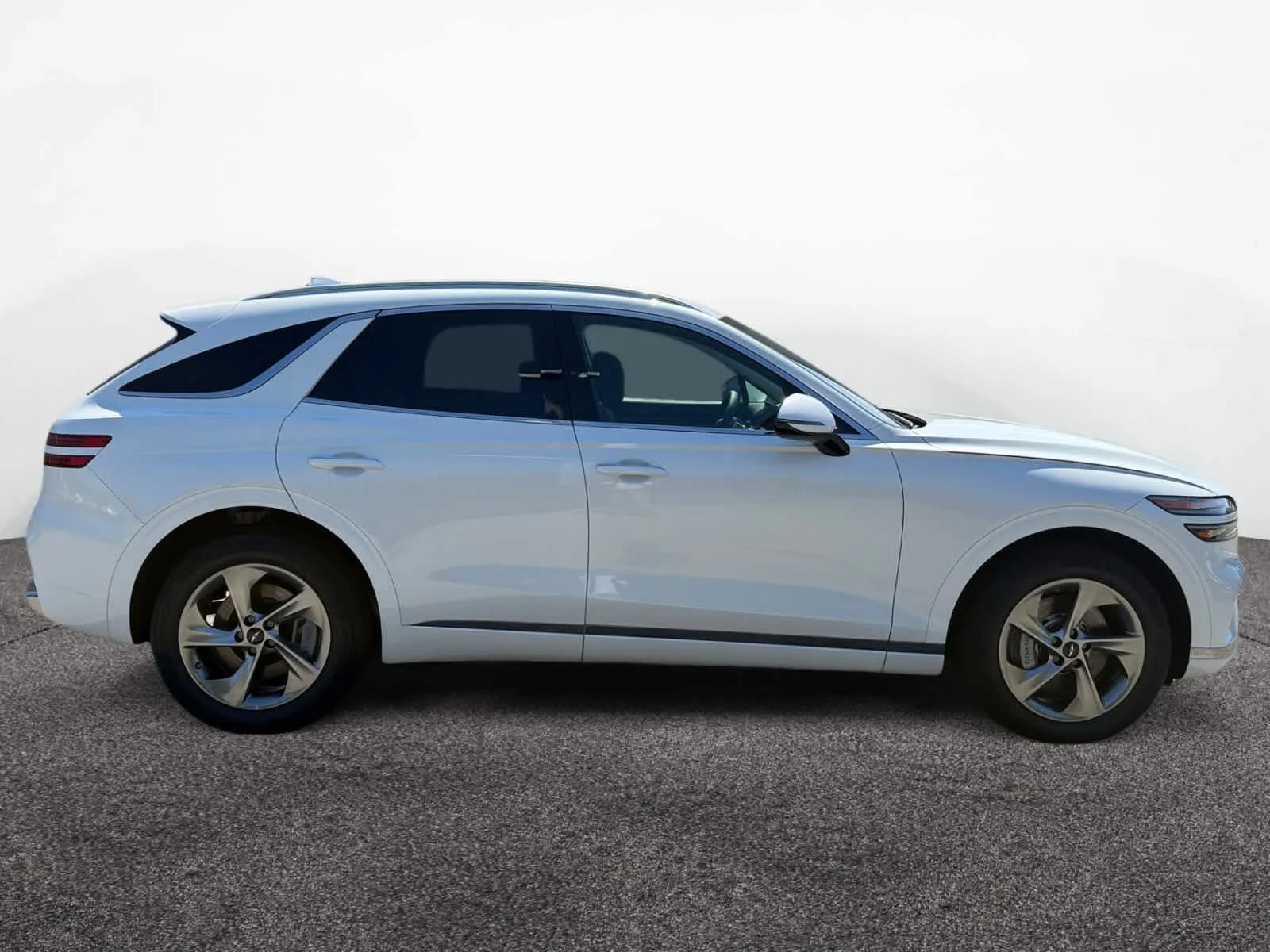 2026 GENESIS GV70 Standard - Photo 6